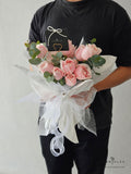 Scentales Minimalist Pink Rose Flower Bouquet with Vase  (Klang Valley Delivery)