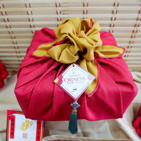 Chinese New Year 2024 Welcoming Dragon Year Gift Set 舞龙迎春 (Klang Valley Delivery)