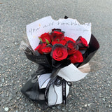 QiXi Nightfall Rose Flower Bouquet (Johor Bahru Delivery Only)