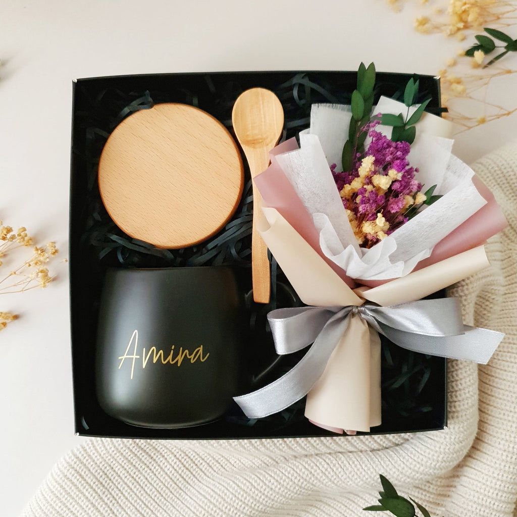 [Corporate Gift] Personalized Black Mug & Bouquet (West Malaysia Deliv
