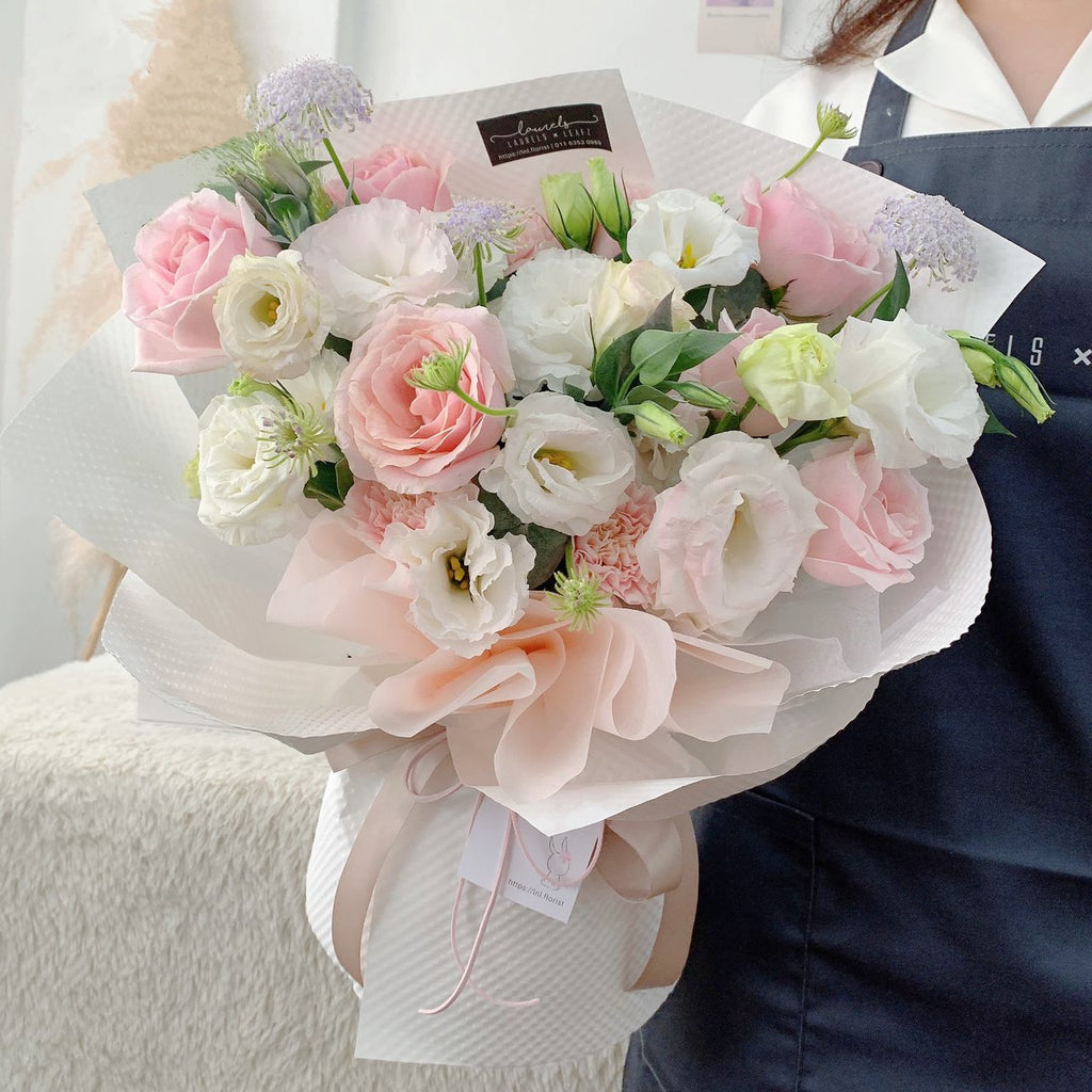 QiXi Chihiro Mix Flower Bouquet (Johor Bahru Delivery Only) Giftr