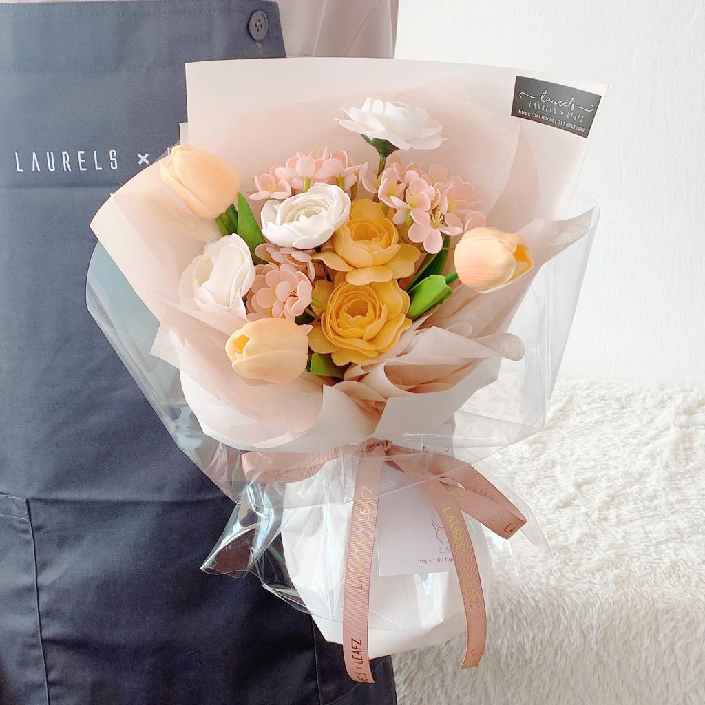 QiXi Mila Artificial Soap Flower Bouquet (Johor Bahru Delivery Only