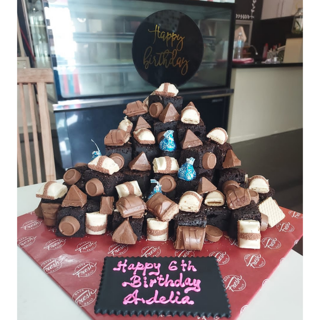 Brownie Cake - Chocolate Jewel Box is a great birthday cake. - Dello Mano