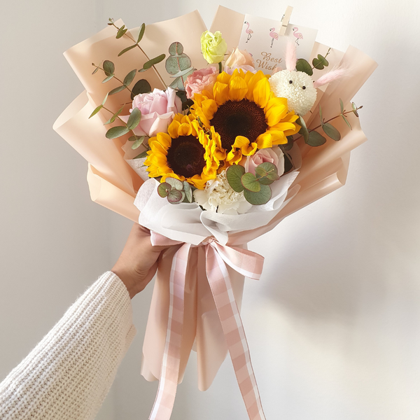 Bella Sunflower Flower Bouquet | (Klang Valley Delivery) | Giftr ...