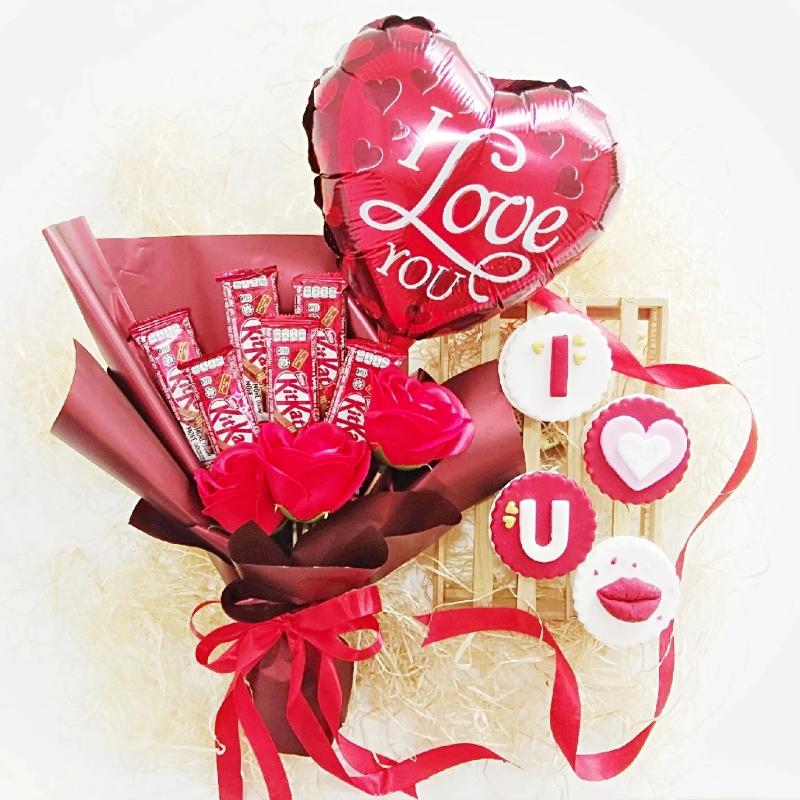 Love Forever Kitkat Chocolate Bouquet (Klang Valley Delivery Only)