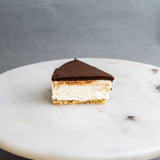 Chocolate Ganache Cheesecake 6 + Balloon + Flower (Klang Valley Delivery Only)