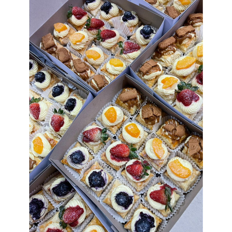 Mix Strudel (Kuantan Delivery Only) Deepavali 2023 | Giftr - Malaysia's ...