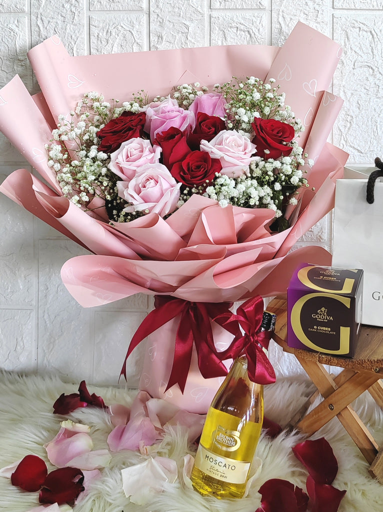 Romance Flower Bouquet Set 2 (Klang Valley Delivery Only) | Giftr ...