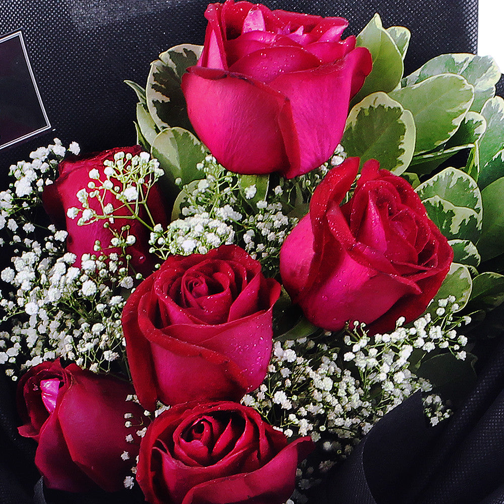 Passion of Love Flower Bouquet (Klang Valley Delivery Only) Giftr