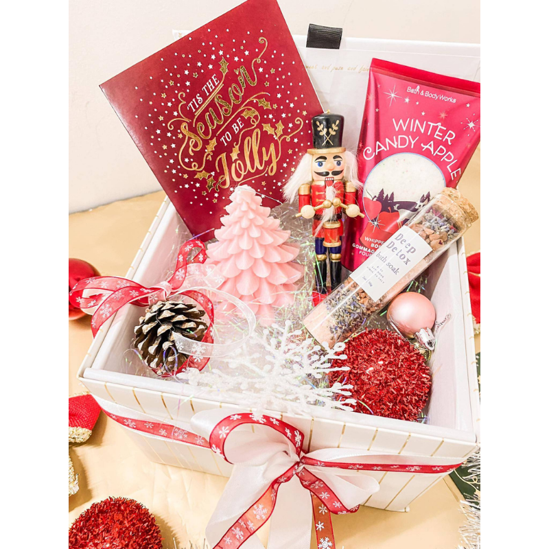 Enlighten Me Christmas Spa Gift Set For Her | Nationwide Delivery | Giftr - Malaysia's Leading Online Gift Shop