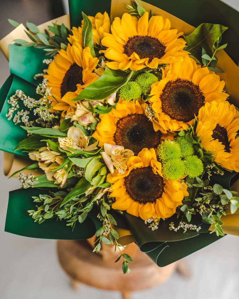 Helios Premium Sunflower Bouquet Klang Valley Delivery Giftr