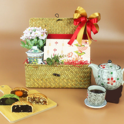 Mooncake Festival 2023 | Mid-Autumn Reunion Gift Hamper | (Klang Valley Delivery Only)
