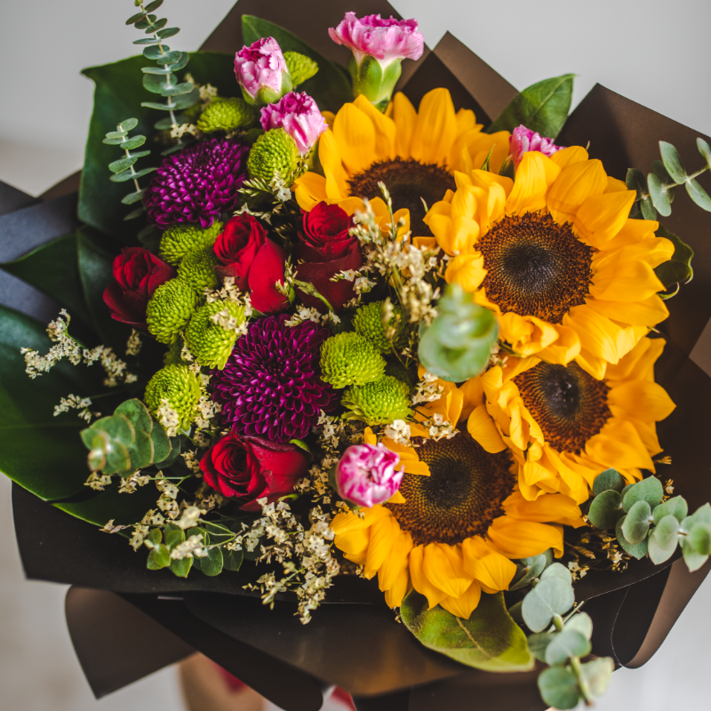 Athena Red Rose & Sunflower Bouquet (Klang Valley Delivery) Giftr