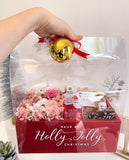 Holly Jolly Luxury Gift Set with Preserved Flower