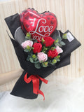 (Self Pick-up Only at Sg. Besi, KL on 14 Feb) 6 Stalks Soap Roses With 1 Pcs Balloon Bouquet (Valentine's Day 2020)