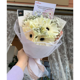 Daisy in White Flower Bouquet (Kota Bharu Delivery Only)