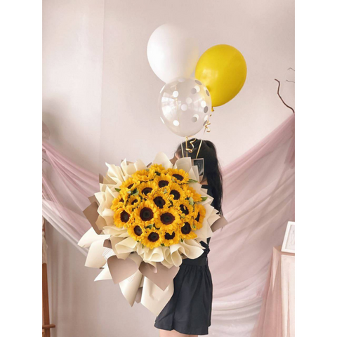Sparkle Bliss Flower Bouquet (Klang Valley Delivery Only)