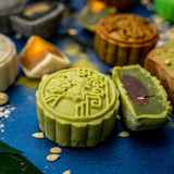Crystal Crown Hotel Petaling Jaya Mid Autumn Snow Skin Mooncake 2022 Set (Klang Valley Delivery)