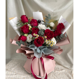 Mixtures of red and white bouquet (Kota Kinabalu Delivery Only)
