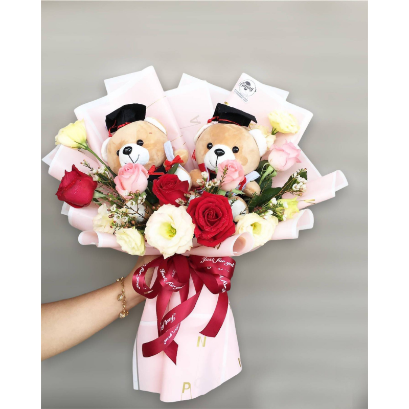 Graduation Bouquet, Graduation Bear