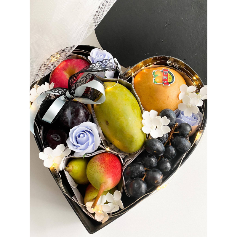 Fruity Heart Box - Black