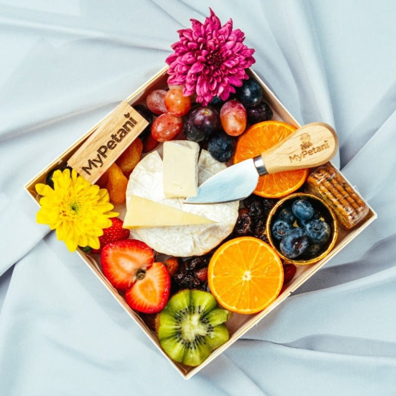 S Cheese Fruit Platter (On-Demand Delivery)