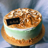 Pandan Lava Meringue Cake