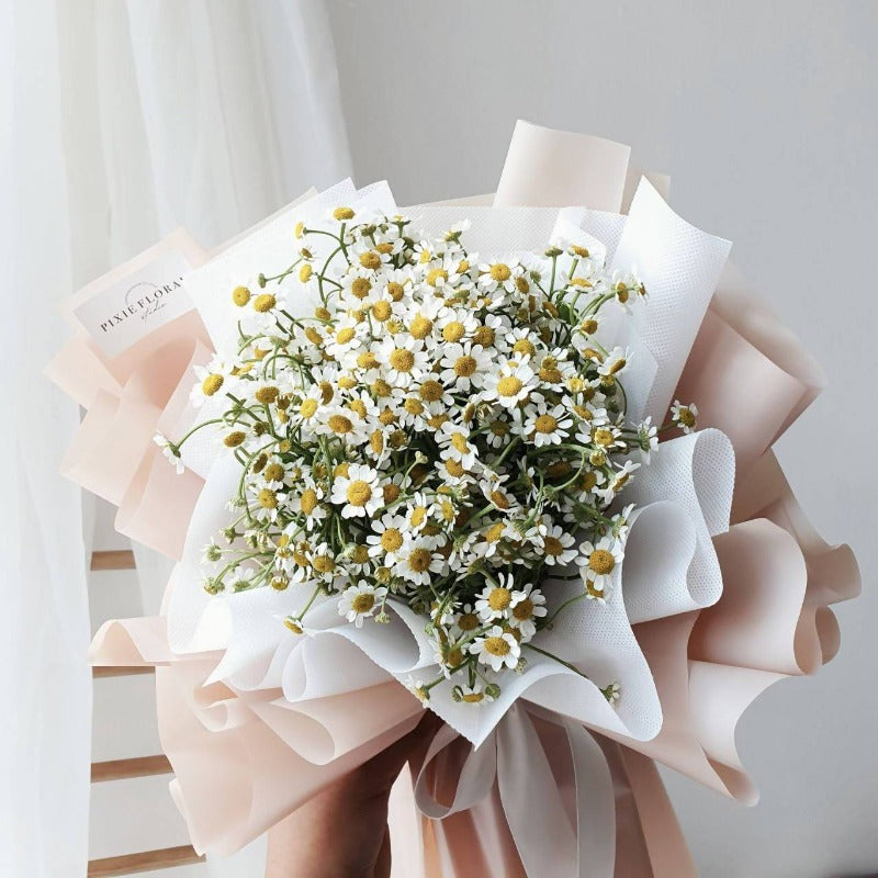 Bree (Chamomile Flower Bouquet)  | (Klang Valley Delivery)