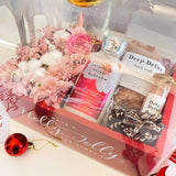 Holly Jolly Luxury Gift Set with Preserved Flower