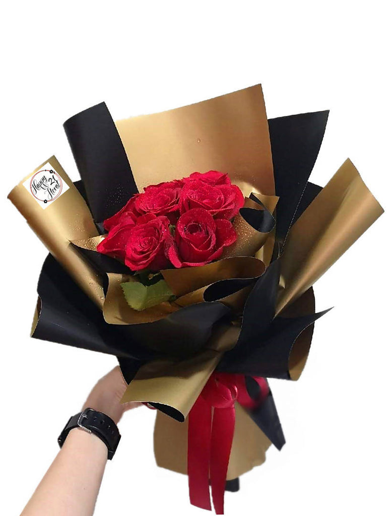 Rose Hand Bouquet (Valentine's Day 2020)
