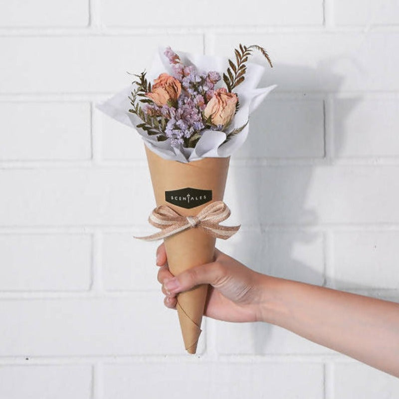 Scentales Priscilla Dried Flower Bouquet (Johor Bahru Delivery Only