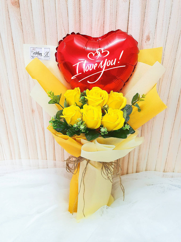 (Self Pick-up Only at Sg. Besi, KL on 14 Feb) Yellow Soap Rose with Balloon (Valentine's Day 2020)