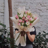 Pink & White Tulip Bouquet (Klang Valley Delivery)