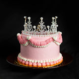 Crown Design Cake