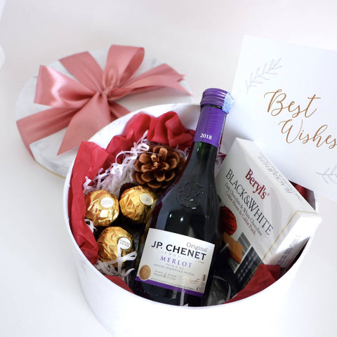 Miniature Red Wine Gift Set (Klang Valley Delivery)