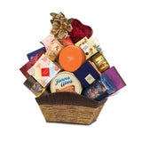 Famous Amos CNY Hamper C23-04 – RM599 | Chinese New Year 2023 (Klang Valley Delivery Only)