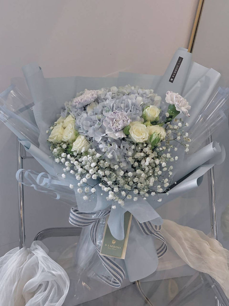 Nordic Whisper Hydrangea Bouquet (Penang Delivery Only)