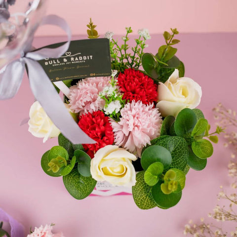 Aurora Balloon Flower Box